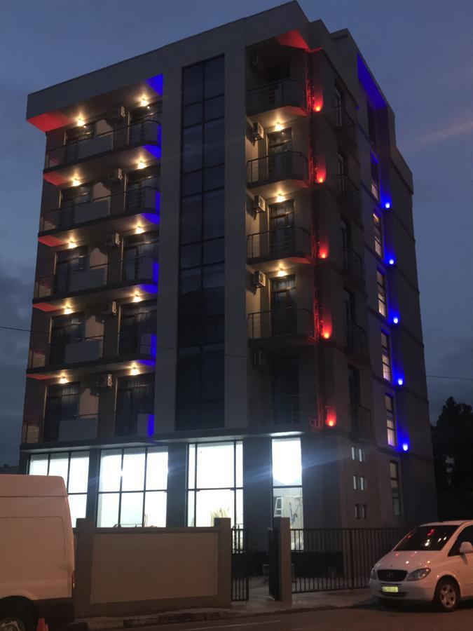 Hotel Skyline Batumi Exterior photo
