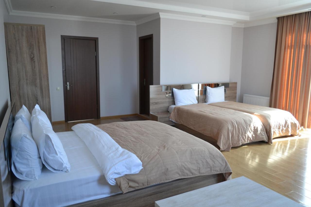 Hotel Skyline Batumi Exterior photo