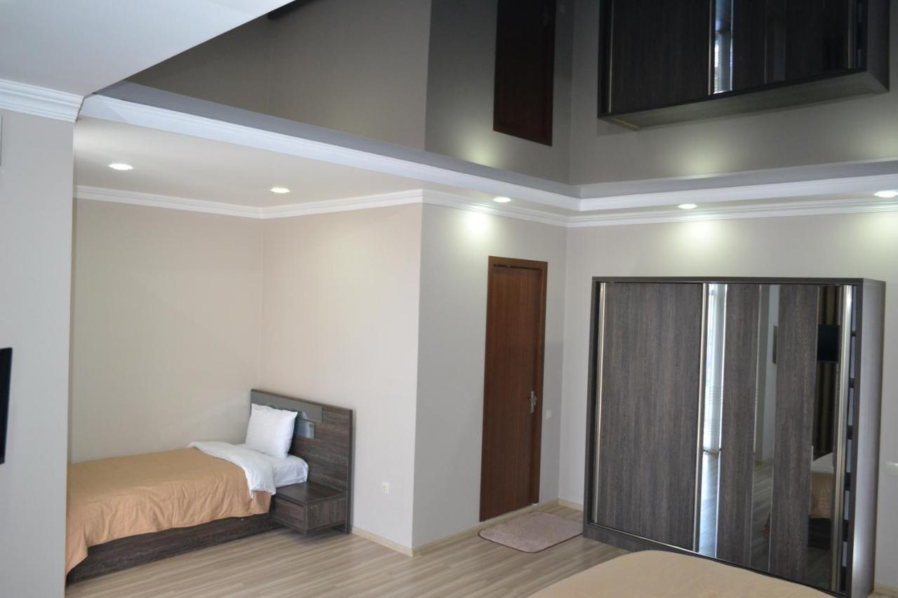 Hotel Skyline Batumi Exterior photo