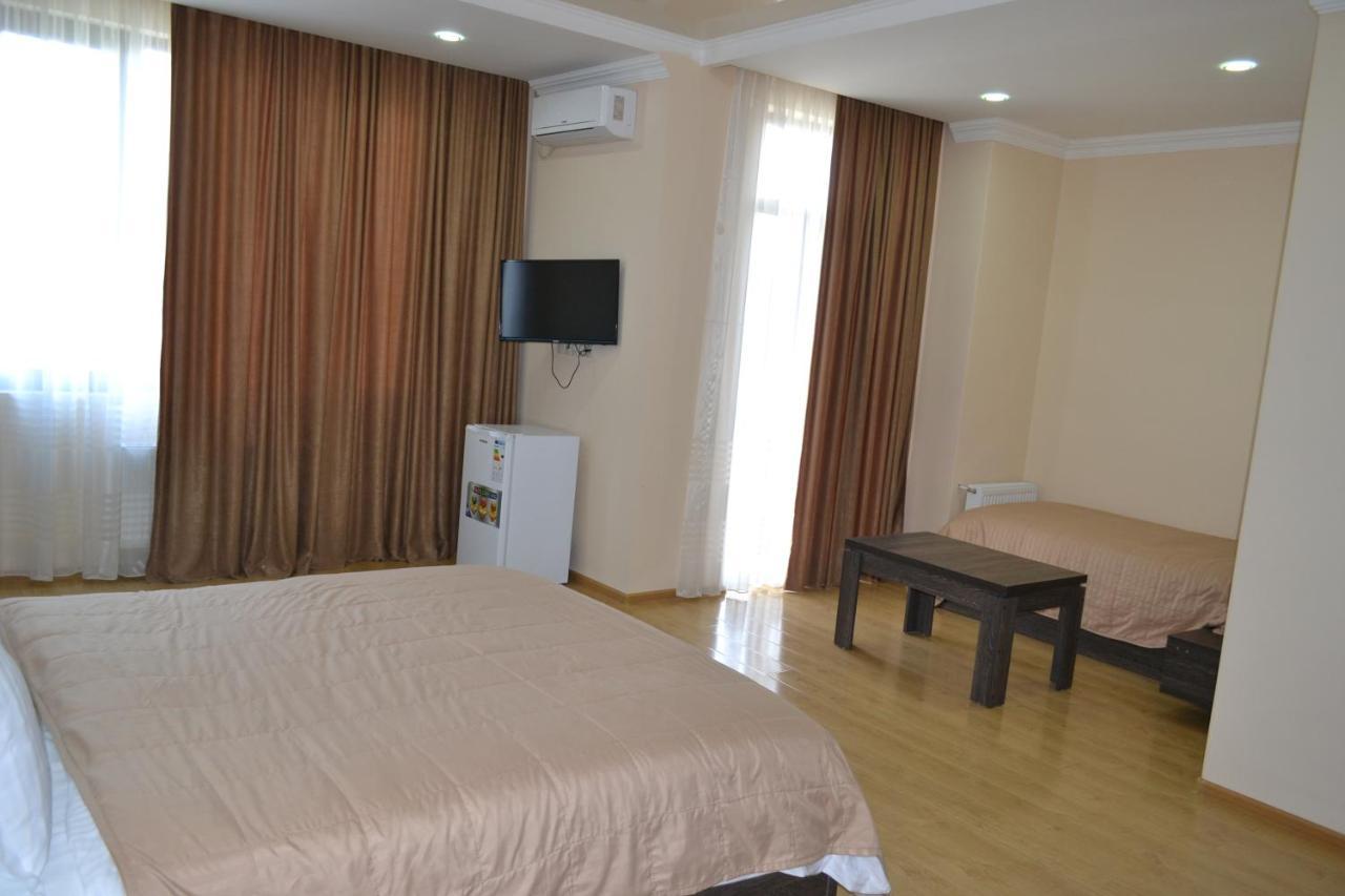 Hotel Skyline Batumi Exterior photo